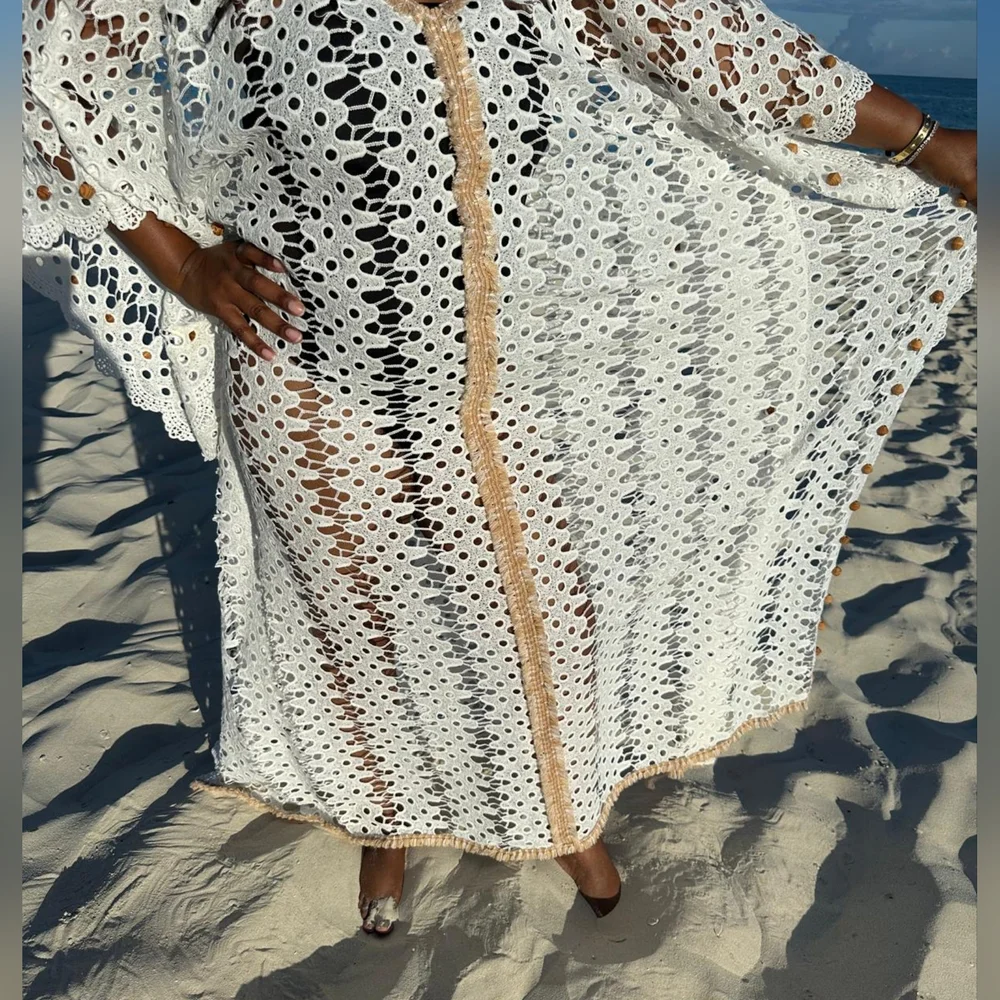 ✨️Bohemian Vibes✨️  Limited quantities! Ecru Crochet Kaftan w/ Wooden Beads - Picture 16 of 17